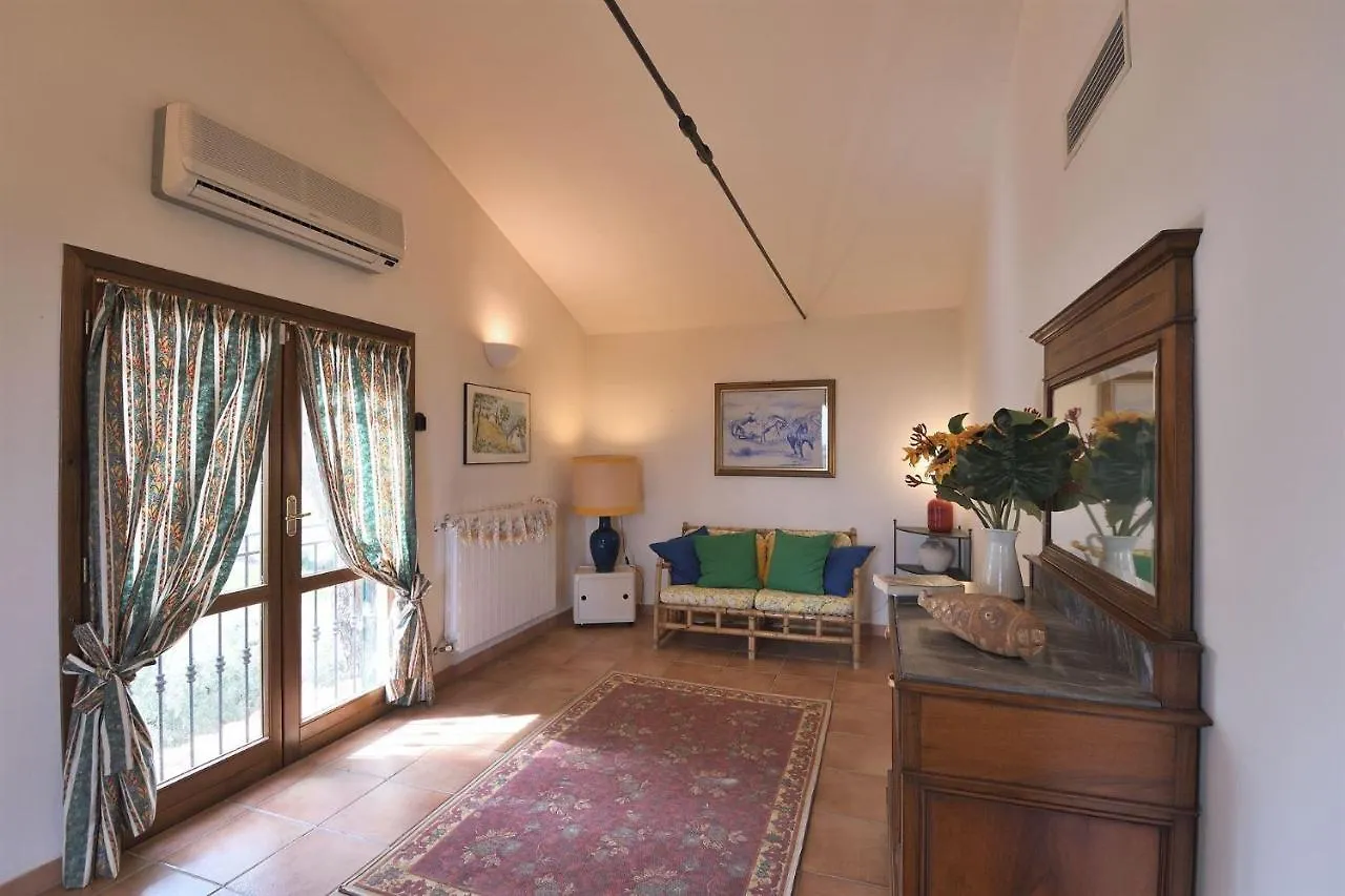 Villa Montalbano 12 Черрето-Гвиди Италия